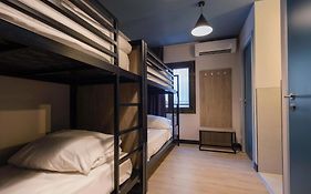 Font Andorra Hostel By Nexta